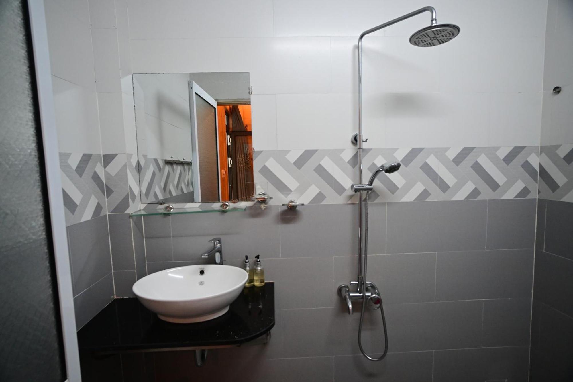 Little Home Homestay Chi Khu Co Ong ภายนอก รูปภาพ